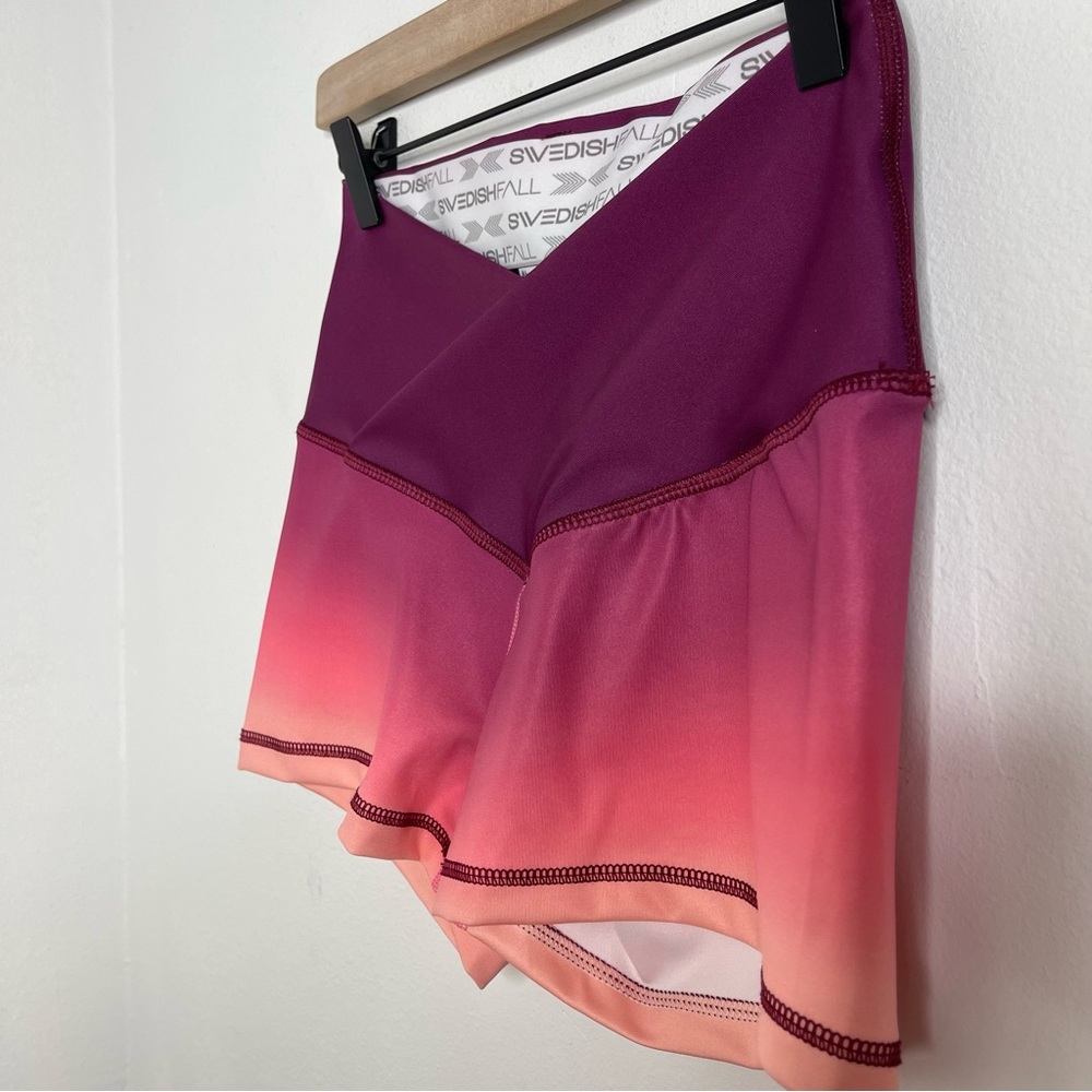 SWEDISH FALL Pink Flex Waist Shorts Berry Flame Size S Workout Gym CrossFit - Picture 9 of 16